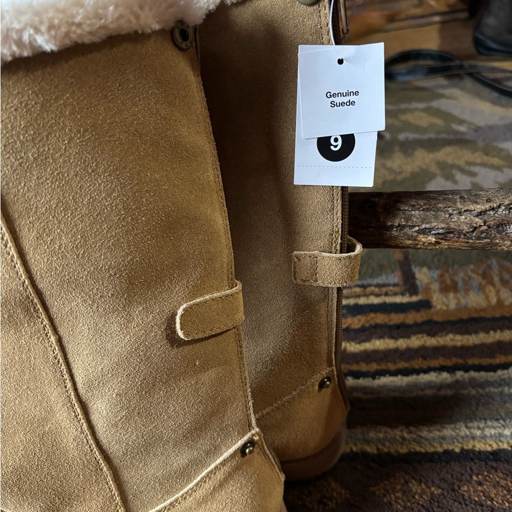 Universal Thread Suede Tan Fold Down Winter Boots… - image 4